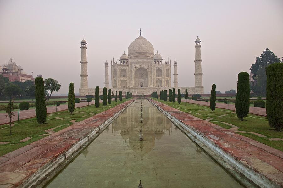 Taj Mahal Photograph by Dominik Eckelt