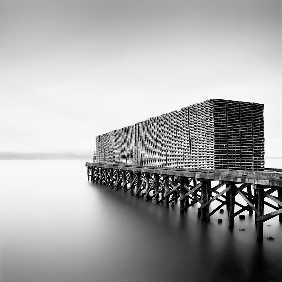 Black And White Photograph - Tarimas by Moises Levy