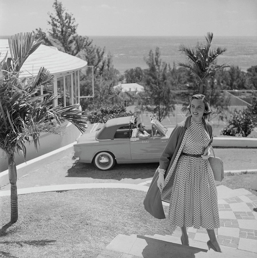 Taxi To The Surf Club Photograph by Slim Aarons