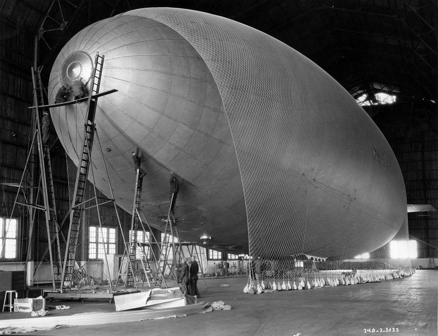 Tc - 13 Airship Photograph by General Photographic Agency