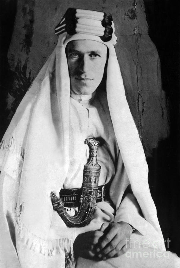 Lawrence Of Arabia Photograph - Te Lawrence, Photo by Unknown