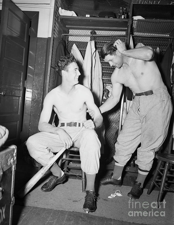 Ted Williams And Jimmy Fox In Locker Photograph by Bettmann