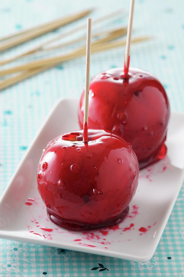 Tempting Toffee Apples Photograph by Jean-christophe Riou