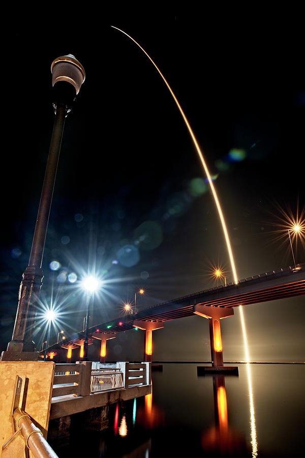 Test Flight by Roy Thoman Test Flight by Roy Thoman
