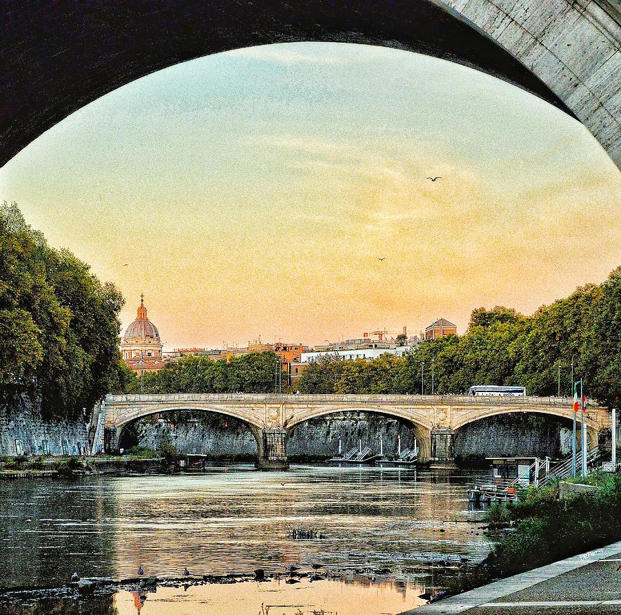 Tevere Evening - Roma Photograph by David R Perry | Fine Art America