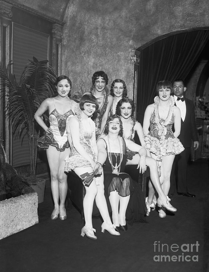 Texas Guinan And Some Of Her Showgirls Photograph by Bettmann