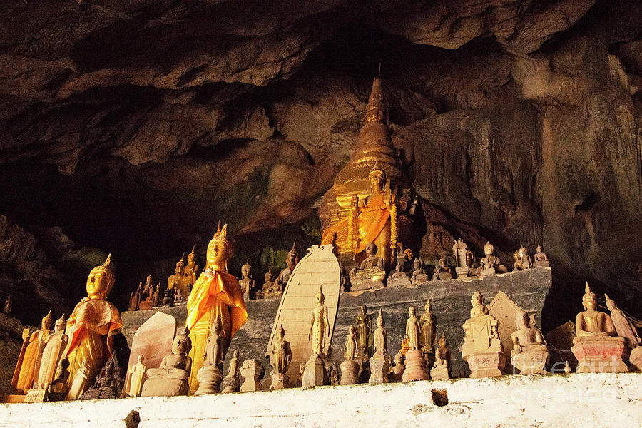 Tham Ting Buddhas Photograph by Bob Phillips
