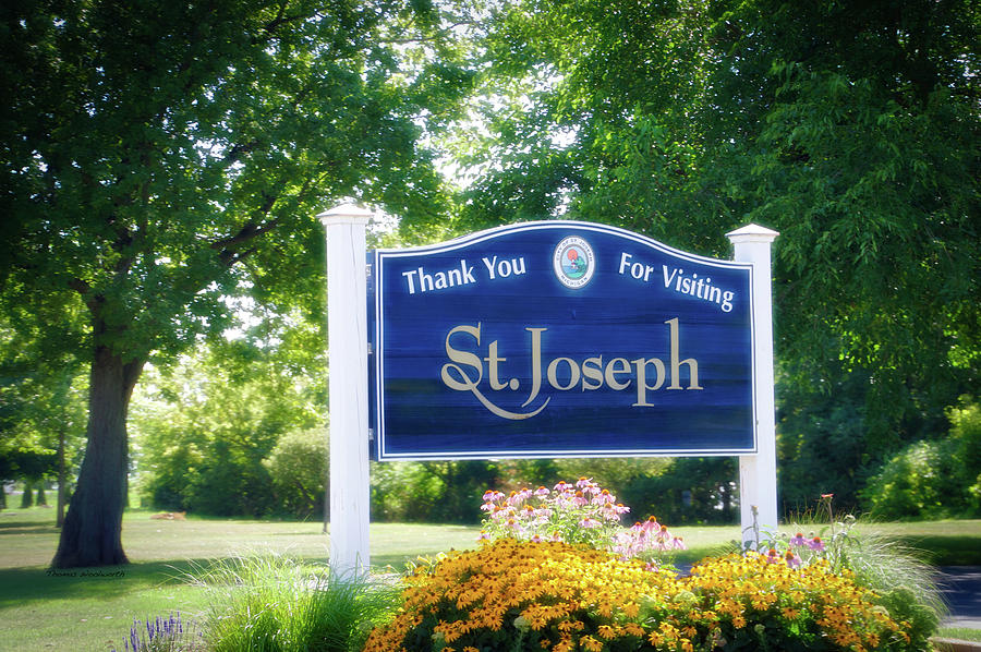 Lake Michigan Photograph - Thank You For Visiting St Joseph Michigan Signage by Thomas Woolworth