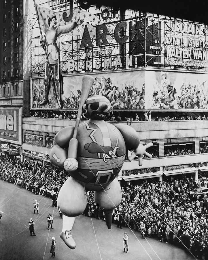 Thanksgiving Day Parade In The Streets Photograph by Keystone-france