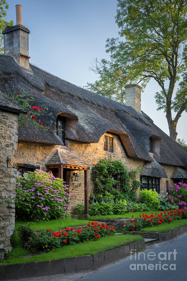 Thatch Roof - Cotswolds Photograph by Brian Jannsen