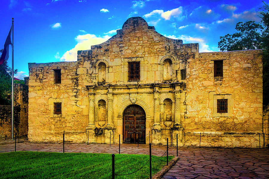 The Alamo Mission Photograph by Garry Gay