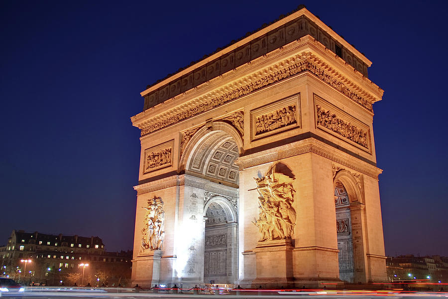 The Arc De Triomphe Photograph by David Min