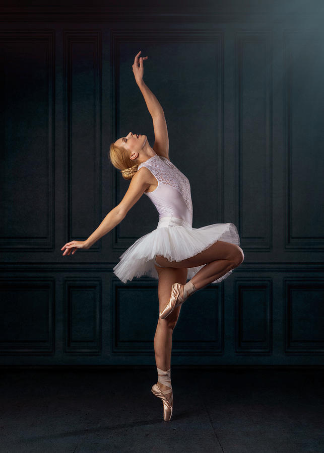 Cork Photograph - The Ballerina by Kieran O Mahony