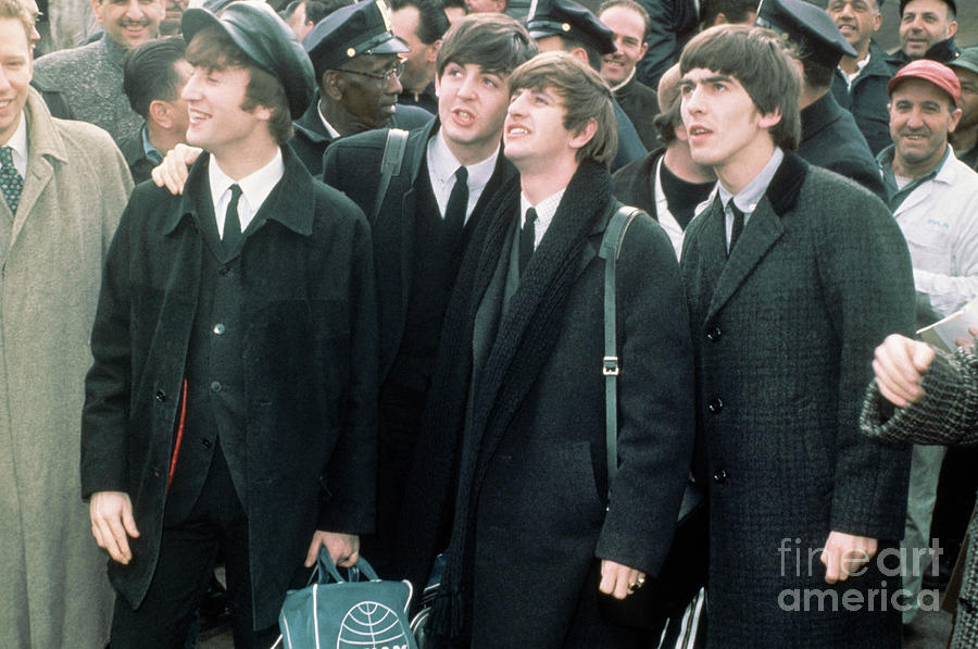 The Beatles Arrive In America Photograph by Bettmann