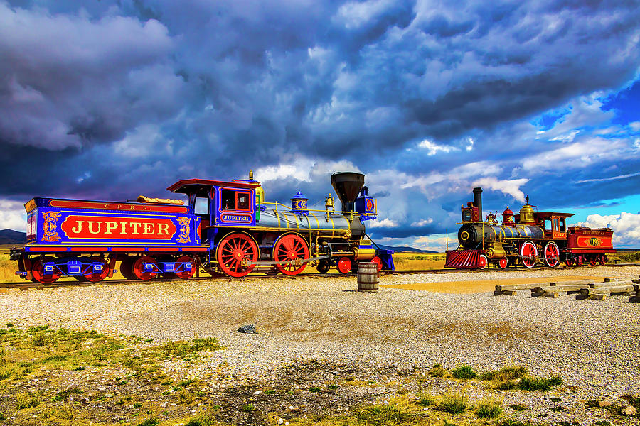 Train Photograph - The Beautiful Jupiter Train And The 119 Union Pacific by Garry Gay