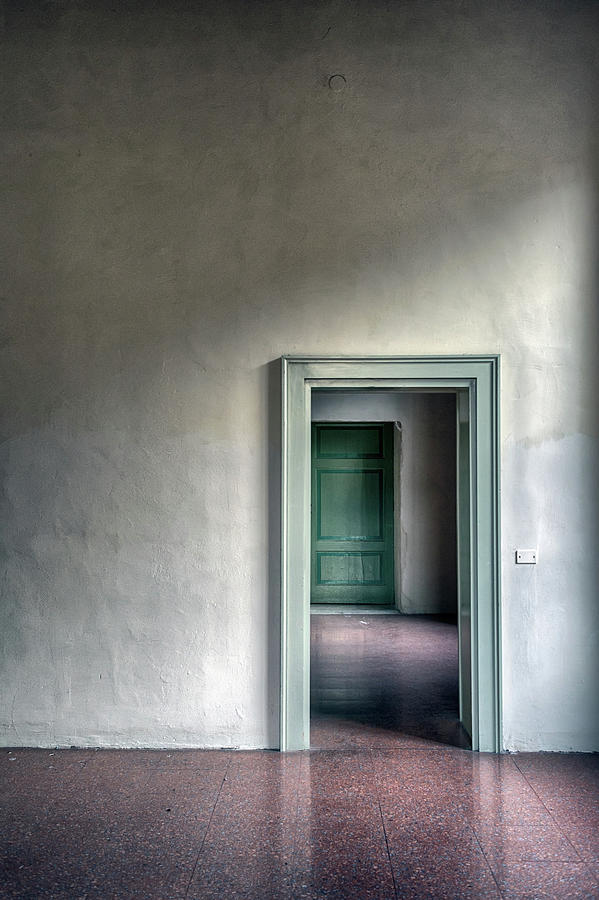 The Beauty Of Emptiness Photograph by Stefano Scappazzoni