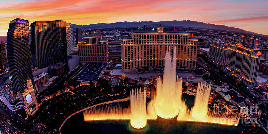 The Bellagio Fountains After Sunset 2 to 1 Ratio Photograph by Aloha Art