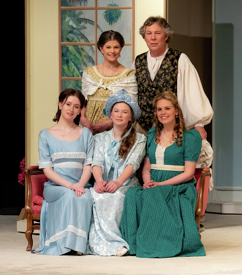 The Bennett Family by Laurent Fady The Bennett Family by Laurent Fady