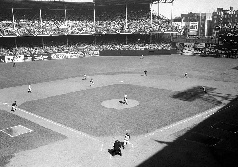 The Big Moment For The Yankees Arrives Photograph by New York Daily News Archive The Big Moment For The Yankees Arrives Photograph by New York Daily News Archive