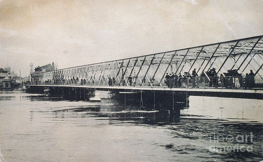 Moscow Drawing - The Borodinsky Bridge During The Flood by Heritage Images