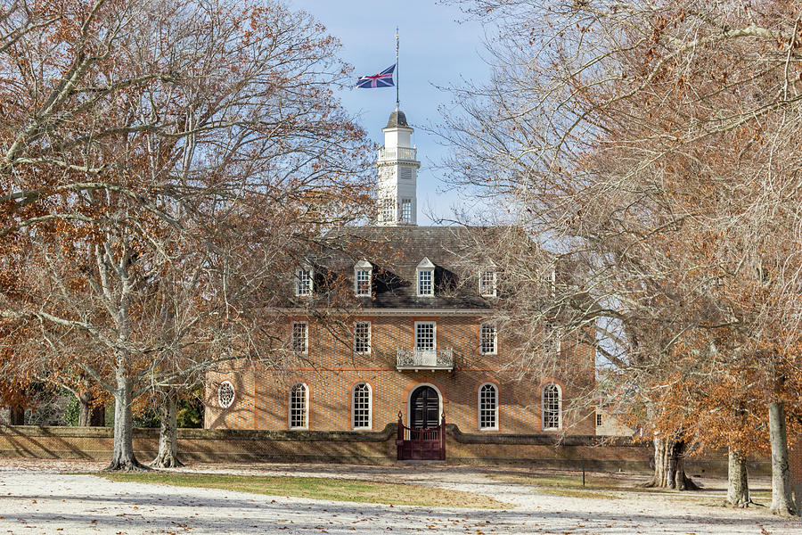 The Capitol Building in Colonial Williamsburg Photograph by Teresa Mucha