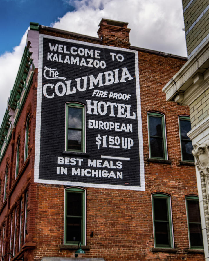 The Columbia Hotel - Kalamazoo, MI Photograph by William Christiansen