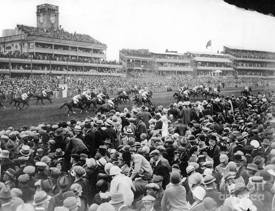 Crowd Photograph - The Crowd Fills Both Sides Of The Track by New York Daily News Archive
