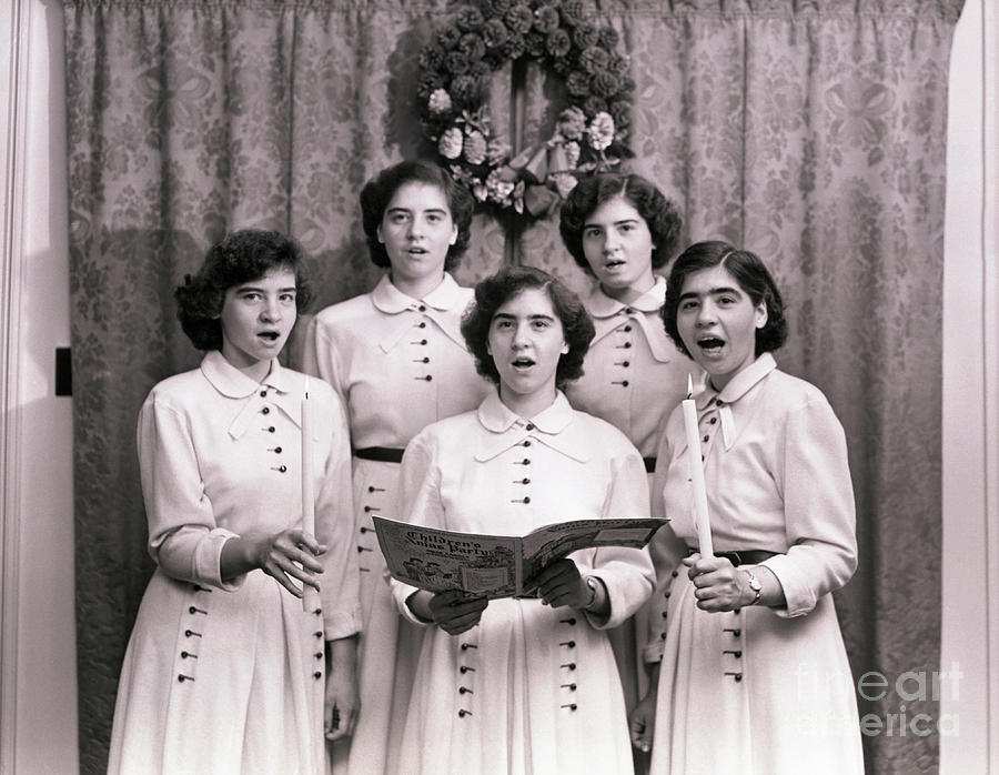 How Many Siblings Did The Dionne Quintuplets Have