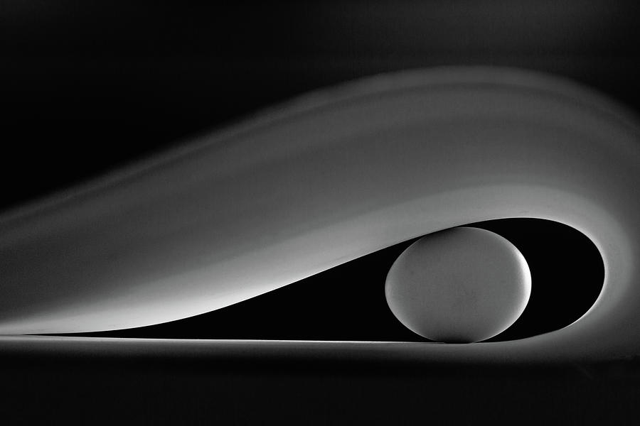 Black And White Photograph - The Egg by Olavo Azevedo