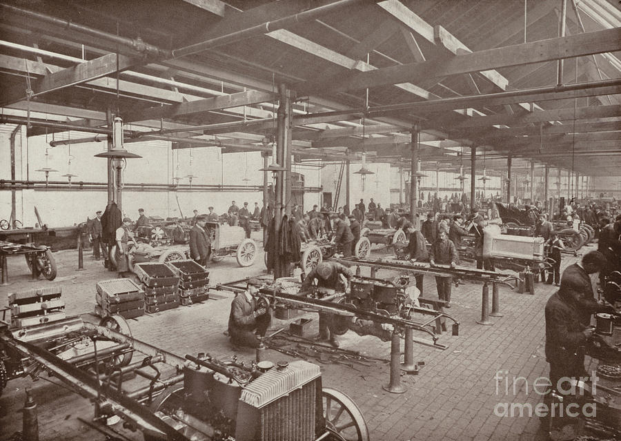Car Photograph - The Erecting Shop, Daimler Motor Works, Coventry by English School