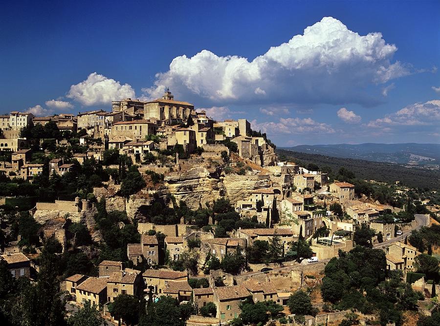 The French Cliff Top Village Of Gordes Photograph by Design Pics / Lizzie Shepherd
