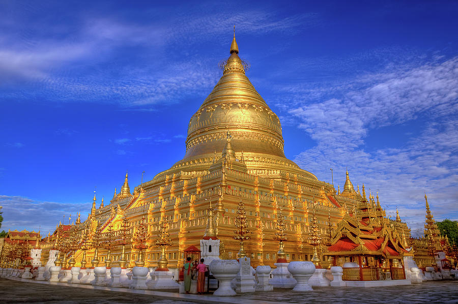 The Golden Shwezigon Photograph by Thant Zaw Wai The Golden Shwezigon Photograph by Thant Zaw Wai
