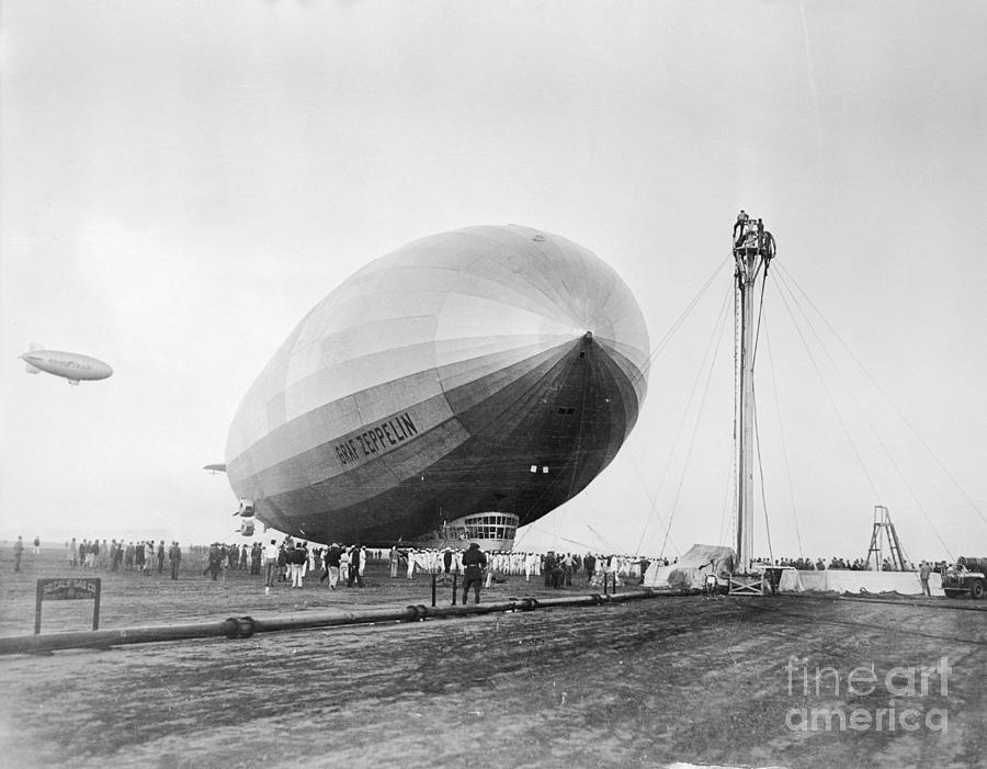 The Graf Zeppelin After Round-the-world Photograph by Bettmann