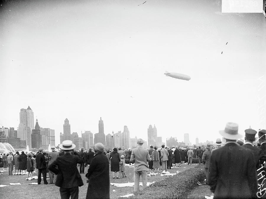 The Graf Zeppelin High Over Chicago Photograph by Chicago History Museum