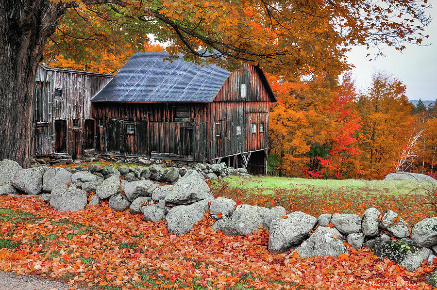 The King Street Barn - New Hampshire Photograph by Photos by Thom