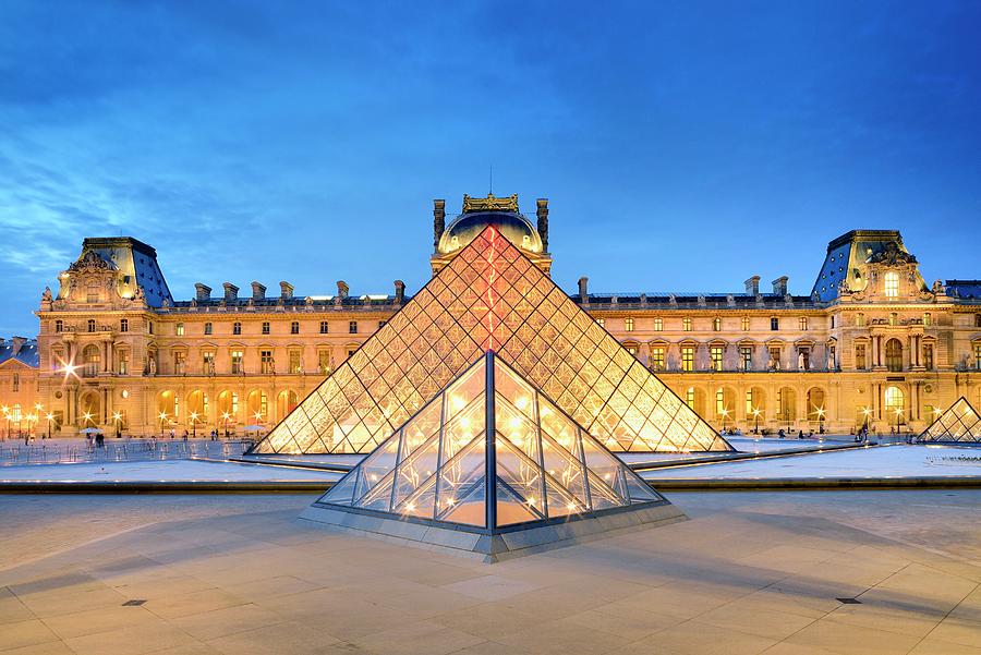 The Louvre Museum In Paris Digital Art by Francesco Carovillano