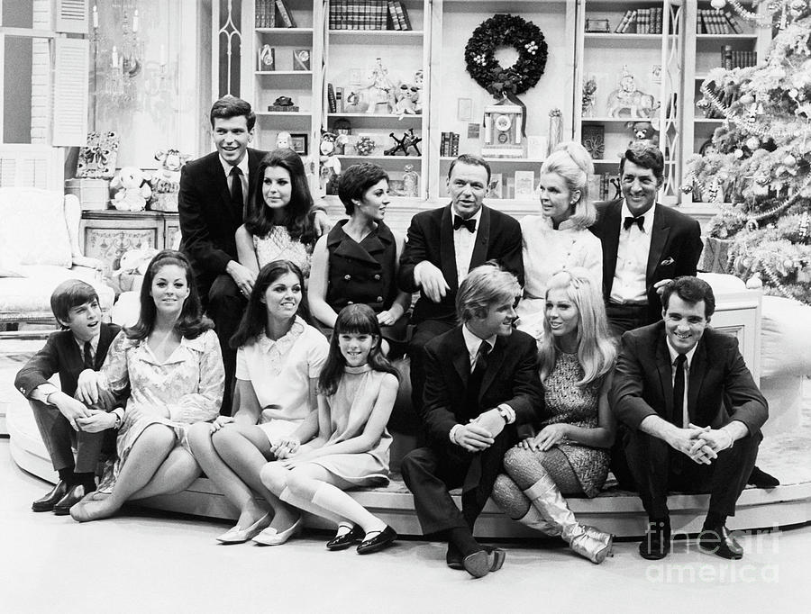 The Martin And Sinatra Families Photograph by Bettmann