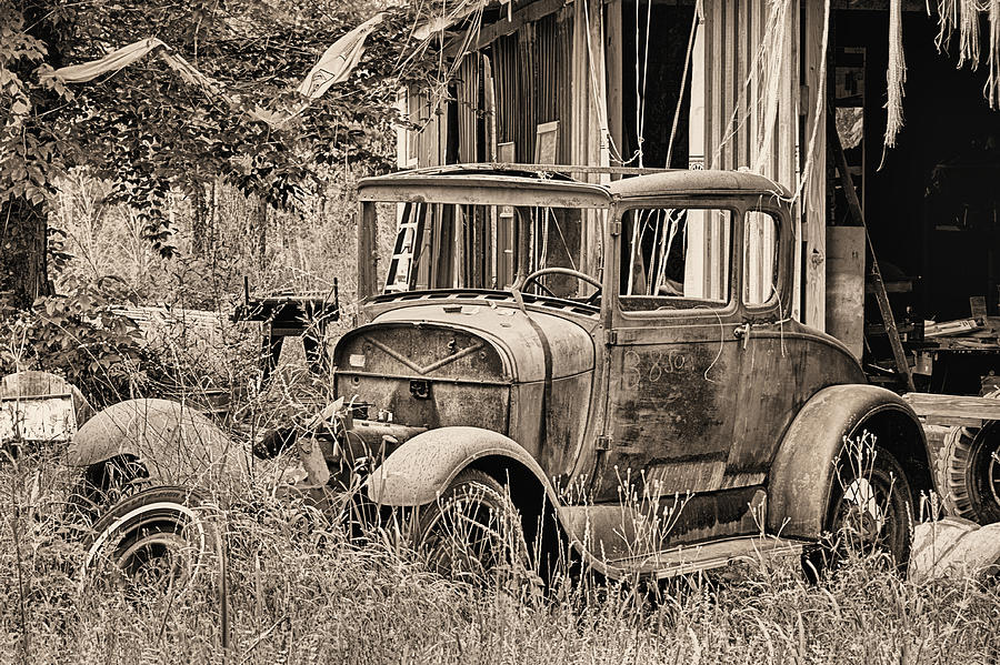 The Mechanics Barn Photograph by JC Findley