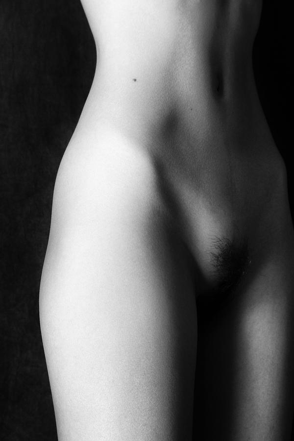 Nude Photograph - The Middle by David Mccracken