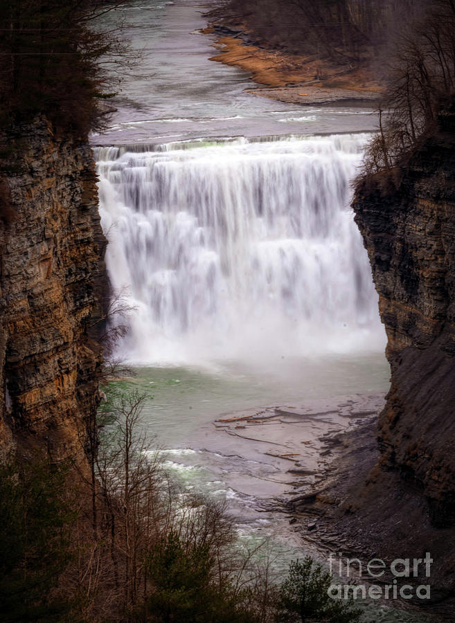 The Middle Falls Photograph by Jim Lepard