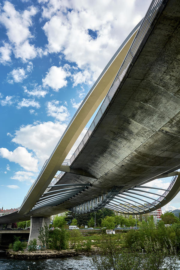 The Millennium Bridge from below by Eduardo Jose Accorinti The Millennium Bridge from below by Eduardo Jose Accorinti