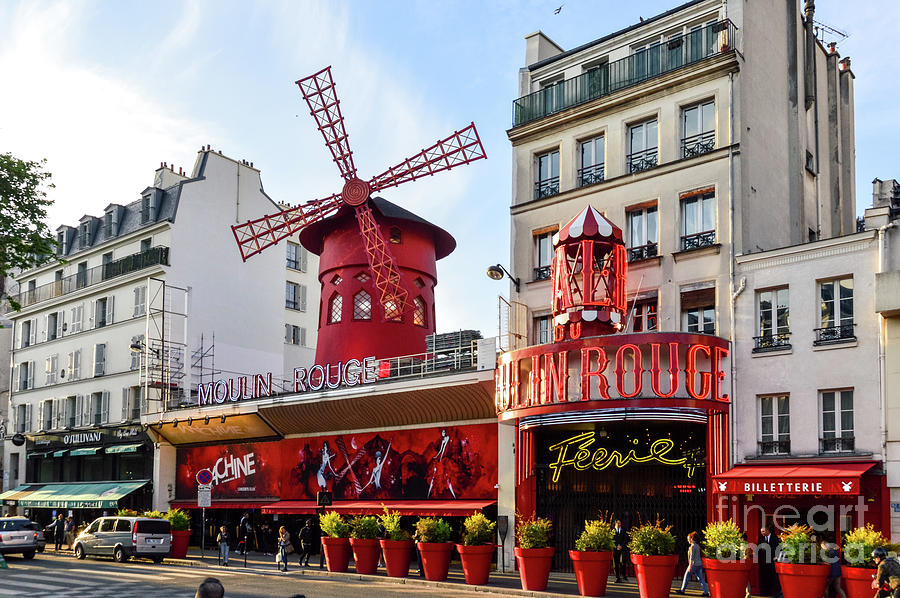 The Moulin Rouge In Paris Photograph by Starcevic The Moulin Rouge In Paris Photograph by Starcevic