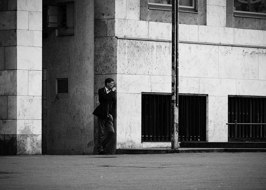 Street Photograph - The Observer by Jrgen Hartlieb