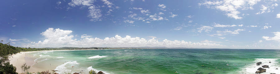 The Pass Beach, Byron Bay, Australia Photograph by Davidf
