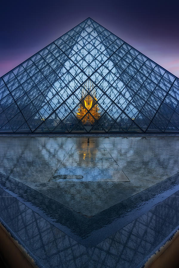 Louvre Photograph - The Piramid by Jorge Lopez Noval