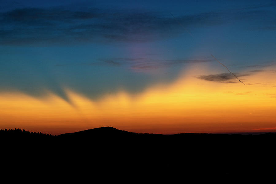 The Rays of Dawn by Matt Swinden The Rays of Dawn by Matt Swinden