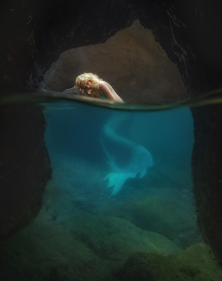 Mermaid Photograph - The Rest Of The Mermaid by Paolo Lazzarotti
