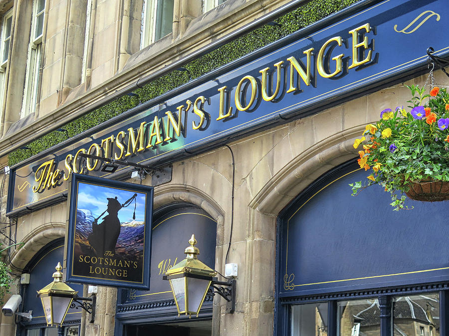 The Scotsman Lounge Photograph by Dave Mills
