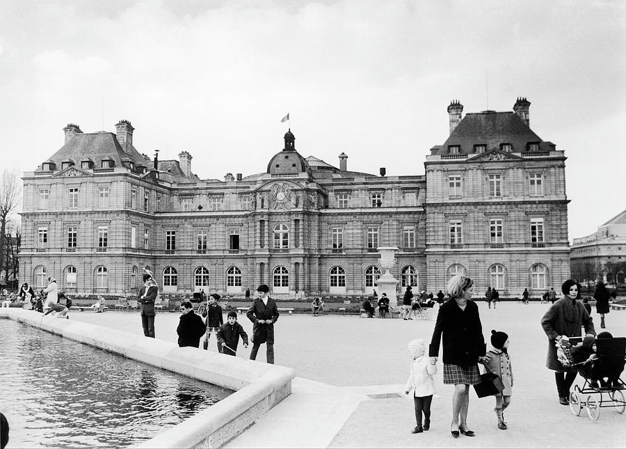 The Senates Facade Giving Out On The Photograph by Keystone-france