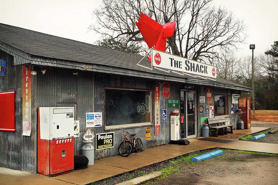 The Shack Restaurant in Evergreen, Alabama Photograph by Bill Swartwout
